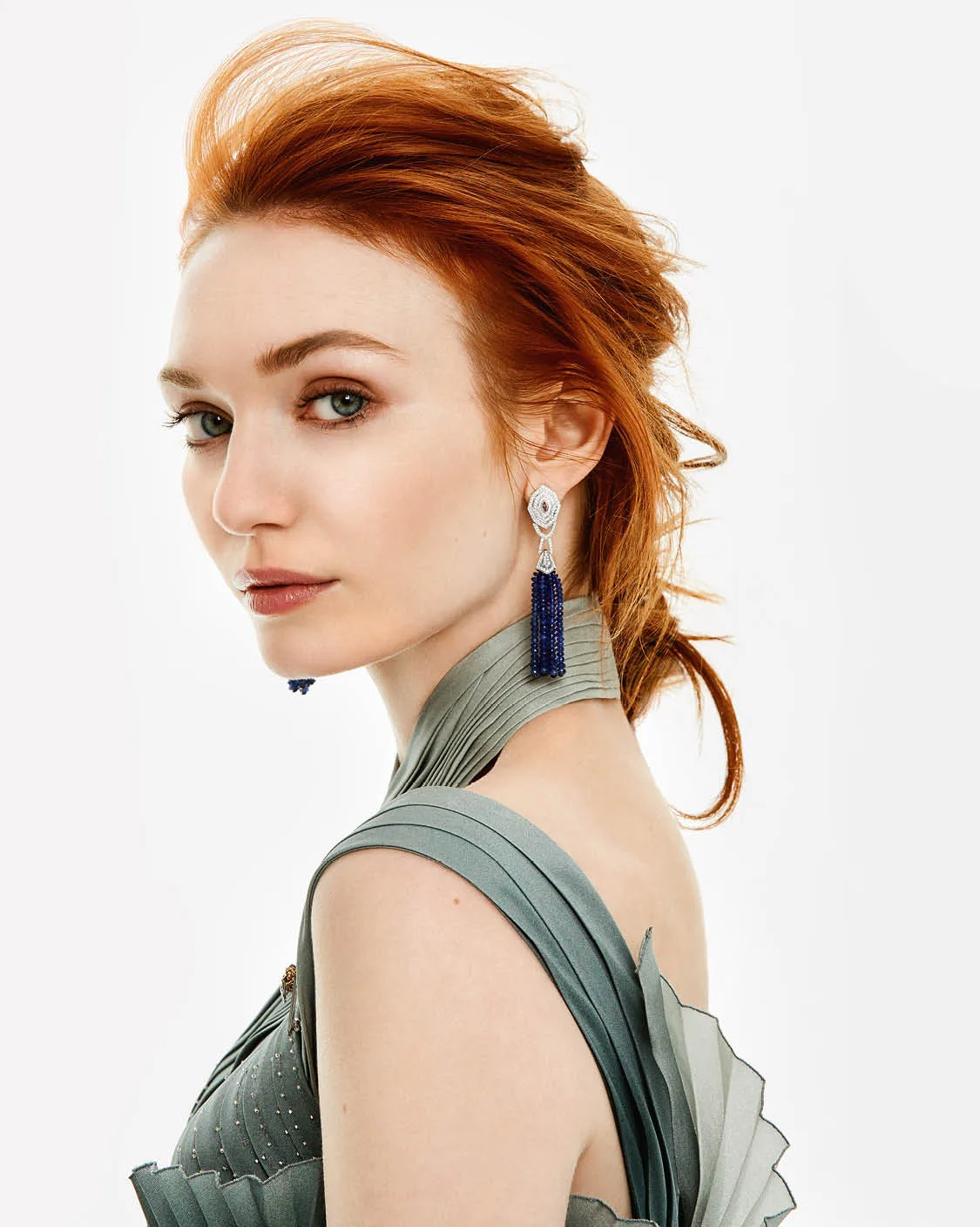 Zvijezda Poldarka Eleanor Tomlinson – Obojala sam kosu u crveno zbog lika Demelze (INTERVJU)