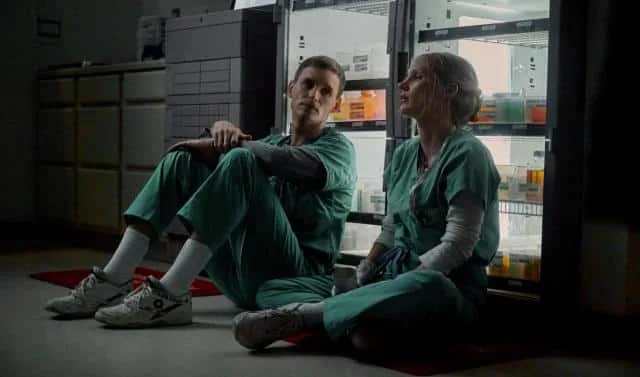 The Good Nurse (2022) – Recenzija