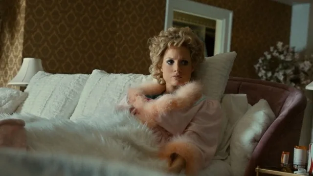 The Eyes of Tammy Faye (2021) – Recenzija